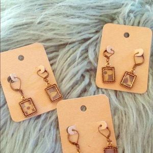Leather earrings.